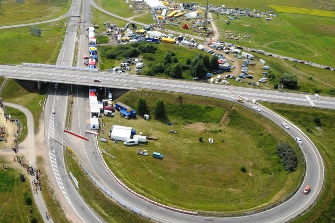 Ryškėja „Omnitel 1000 km lenktynių“ miestelio kontūrai