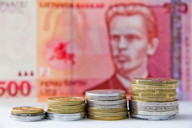 Apyvartoje – rekordinis litų kiekis, daugiausia – 1 cento monetų