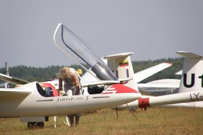 Sklandytojams trukdė lietuviški lietūs