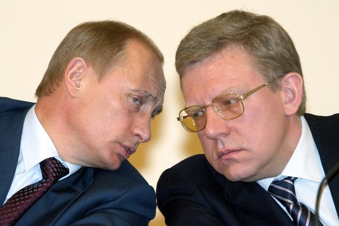 V.Putinas palieka atleistąjį finansų ministrą A.Kudriną savo komandoje