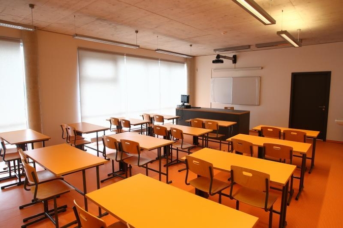 Balsiuose duris atvėrė nauja mokykla    