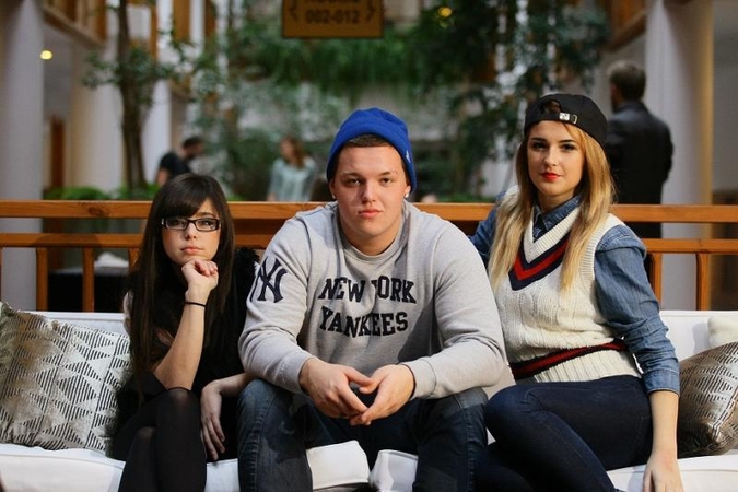 Trys vienas kito negalintys pakęsti jaunuoliai tapo išskirtine grupe