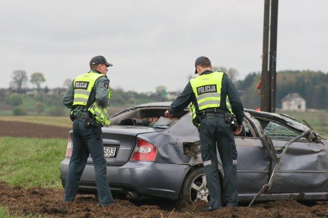 Penki mėnesiai keliuose: beveik šimtas aukų