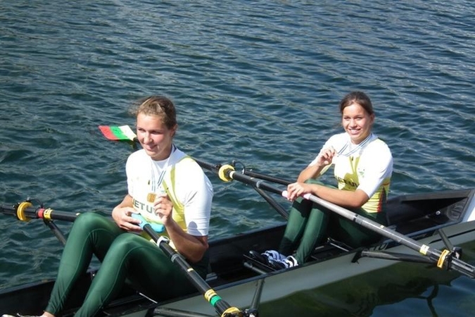 I.Adomavičiūtė ir M.Valčiukaitė - Europos jaunių irklavimo čempionės