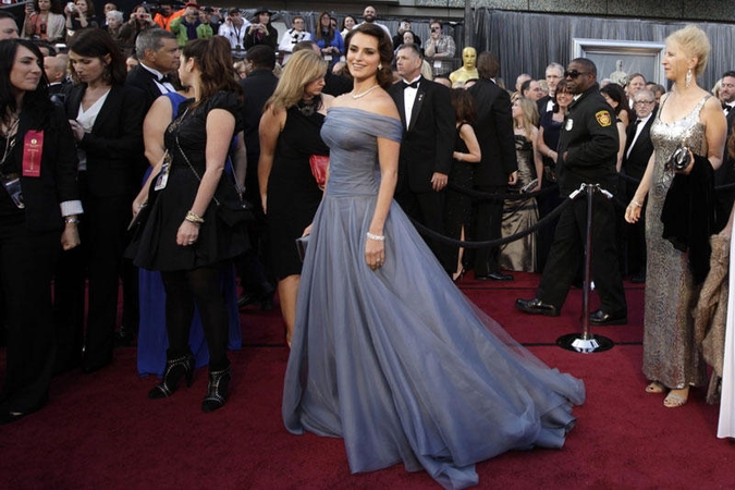 Aktorė Penelope Cruz turi mažą sesutę   