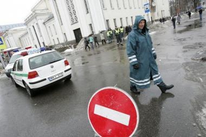 Per Kazimiero mugę - daugiau policijos patrulių