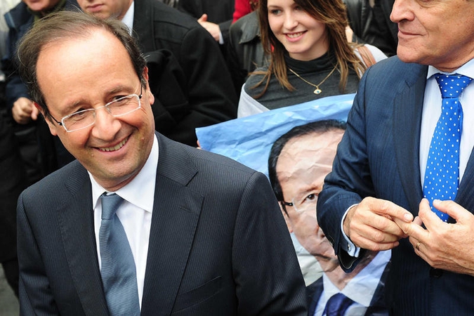 F.Hollande'as neabejoja savo pergale ir vadina ją „vilties momentu“
