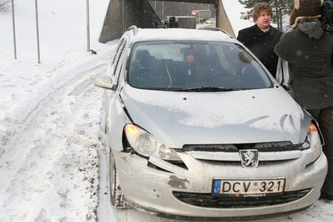 Vasarį triskart padaugėjo pagalbos besišaukiančių vairuotojų