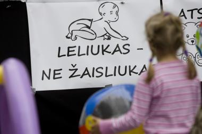 Sukčiavusioms motinoms - amnestijos įstatymas