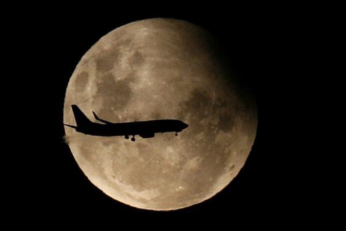 Mėnulio paradoksas: kodėl mėnulis prie horizonto tampa toks didelis?