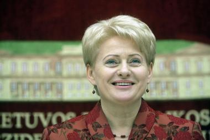 Prezidentės dekretu atnaujinta Vyriausybė