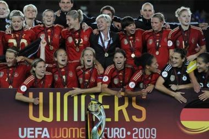 Europos čempionėmis septintą kartą tapo Vokietijos futbolininkės