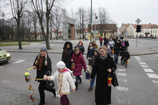 Šv. Martyno dieną - šimtų mažųjų klaipėdiečių eisena su žibintais