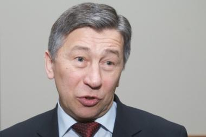 Už savivaldybės mašiną – 300 litų