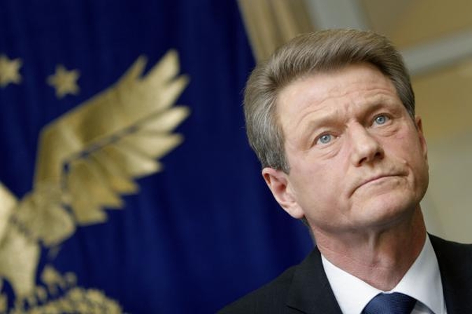 R. Paksas – vėl erelis. Ar tai                                įmanoma?