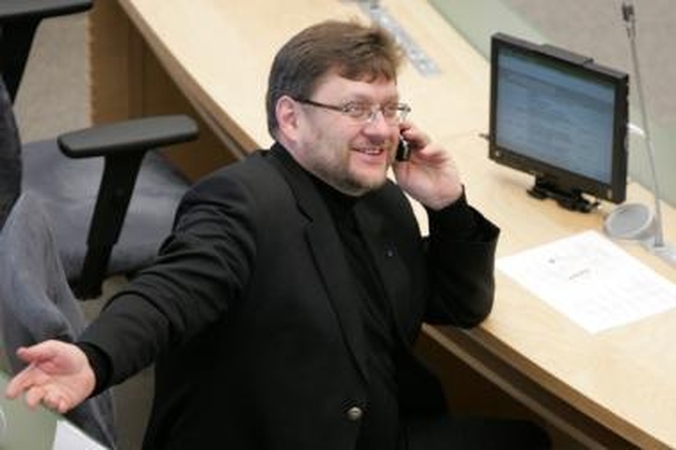 Vienintelis socialliberalų atstovas Seime papildė Socialdemokratų frakciją