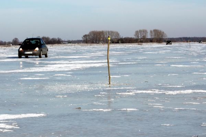Rusniškiai prašo nuimti eismą draudžiančius ženklus