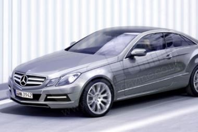 Dvidurė  „Mercedes" naujiena
