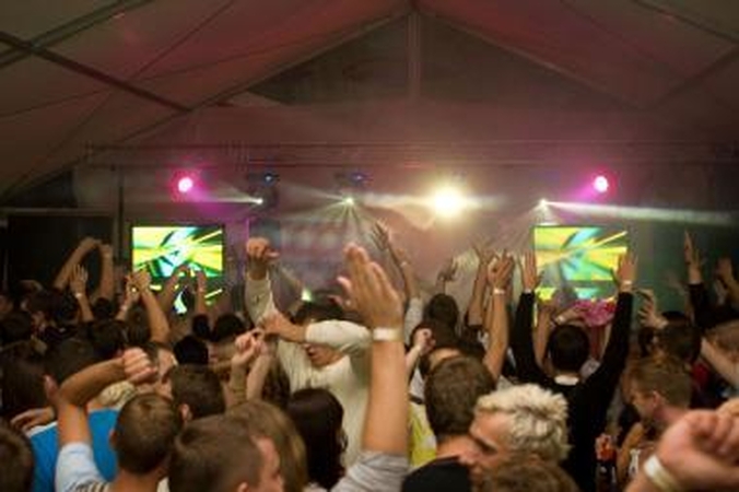 Brangus ir įspūdingas „RyRalio Summer End Festival“
