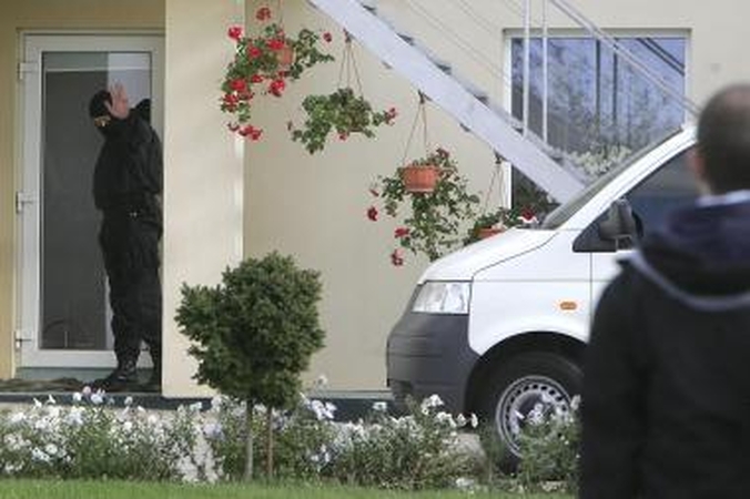 Dviguba žmogžudystė: policija nutraukė Kauno apsiaustį 