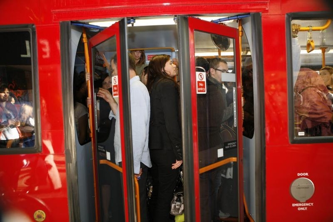 Londono metro atsiras mobilusis ryšys   
