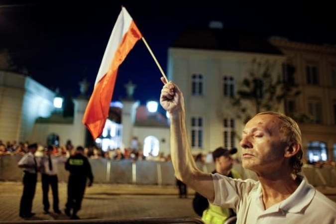 Dauguma lenkų rinkėjų vadovaujasi populistinėmis nuotaikomis