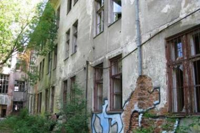 Buvusį Žydų ligoninės pastatą norima kuo skubiau parduoti