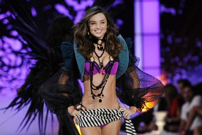 M.Kerr atleista iš seksualiųjų „Victoria's Secret“ angelų (foto)