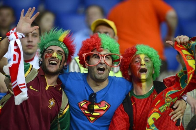 Lenkijoje nuo „Euro 2012“ pradžios sulaikyta 515 chuliganų