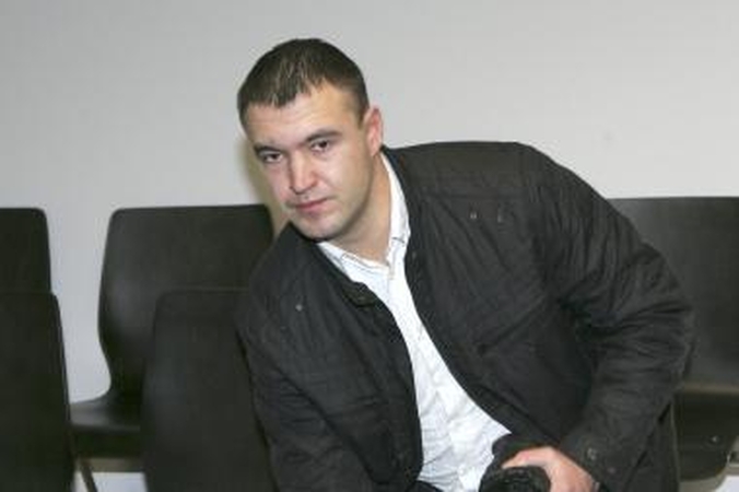 Žmogžudyste kaltinamas kariškis stojo prieš teismą