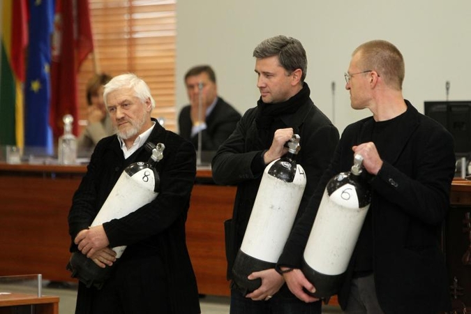 Aktoriai įpūtė gaivaus oro Vilniaus tarybai (papildyta 16.28)