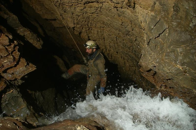 Kaukazo kalnuose speleologus užklupo liūtys