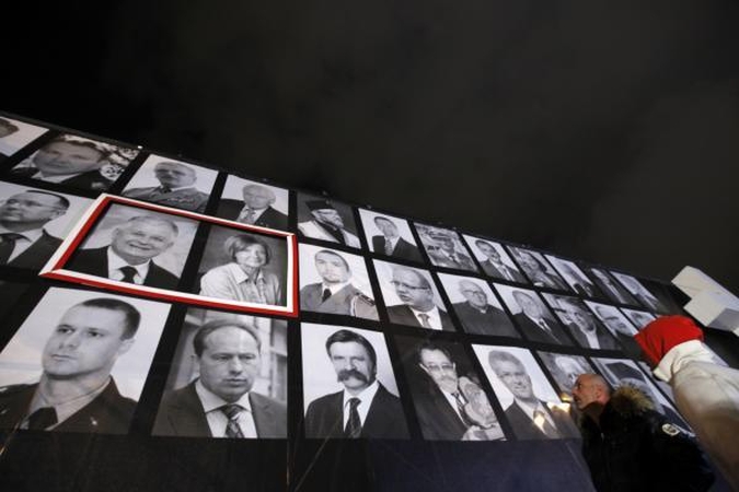 Dėl Lenkijos prezidento lėktuvo katastrofos tiriamos 4 versijos