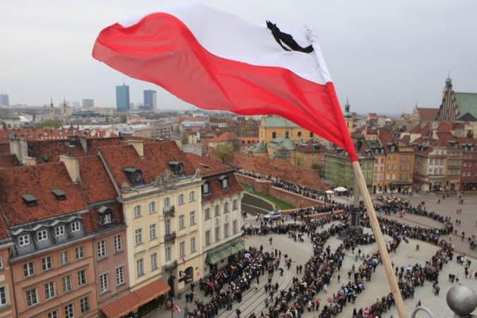 Lenkų ministrui Smolensko katastrofa gali kainuoti kėdę