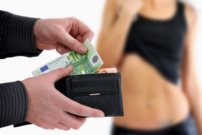Prancūzų intelektualai abejoja ketinimų panaikinti prostituciją sėkme