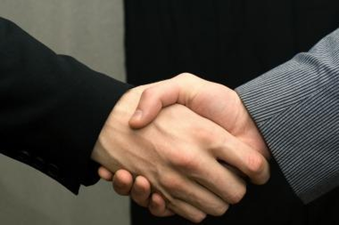 Kunigui H.Šulcui įteikta "Lietuvos diplomatijos žvaigždė"