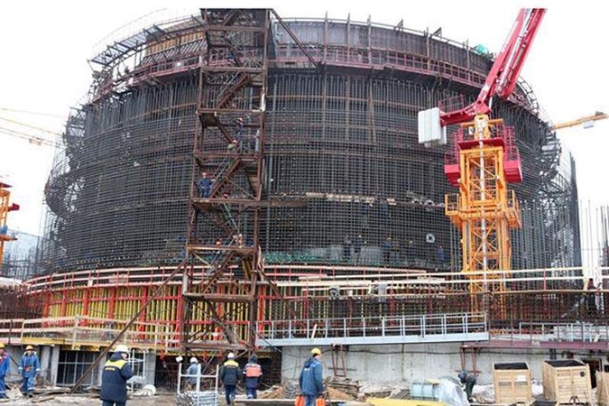 Rusijoje įgriuvusi naujos AE siena sukėlė abejonių apie saugumą