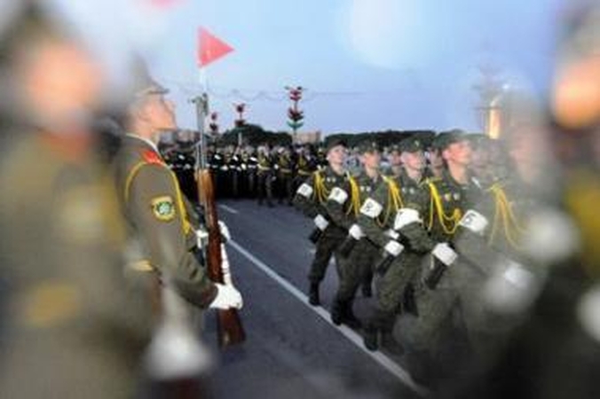 Maskva bei Minskas ir 2010-aisiais bendradarbiaus karinėje srityje