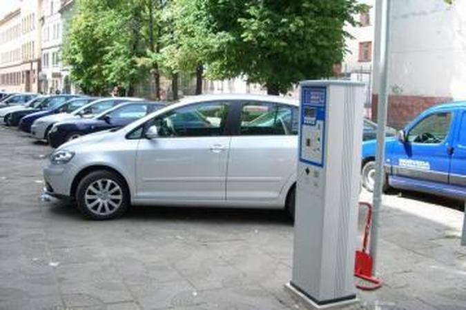 Per šventes siūloma leisti automobilius statyti nemokamai 
