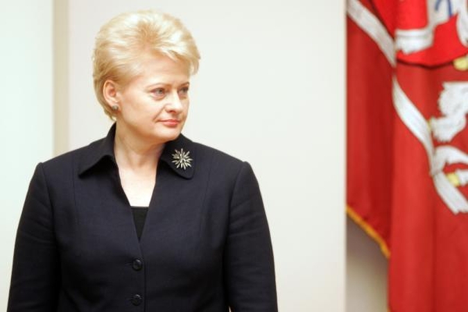 Prezidentė įteikė valstybinius apdovanojimus daugiavaikėms motinoms