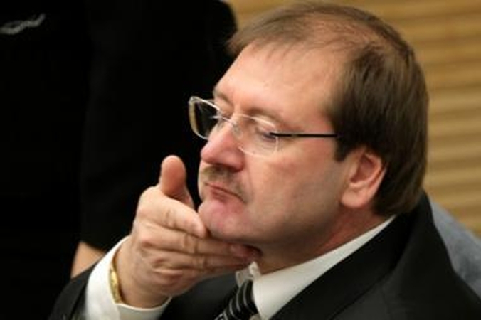 Darbo partija siūlo algas mokėti talonais