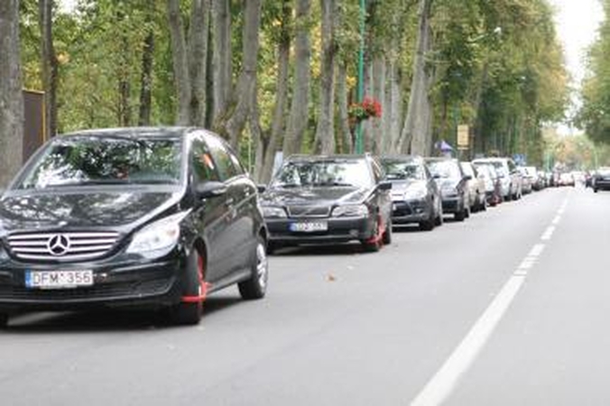 Rinkliava Palangoje: už gatvėje paliktą mašiną - 72 litai per parą