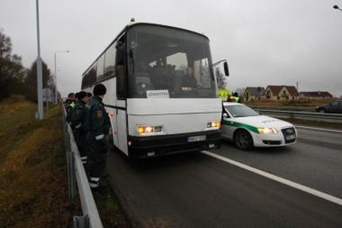 V.Šustauskas grįžo į Kauną - greitkelio blokuoti nepavyko (papildyta)