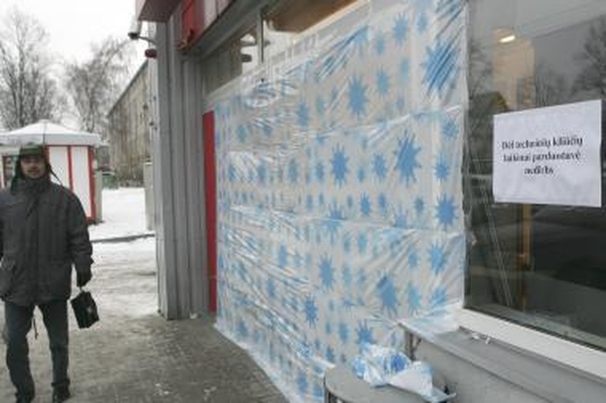 Kaune naktį prie prekybos centro nugriaudėjo sprogimas (papildyta)