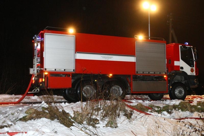 Šilutėje važiuodamas užsiliepsnojo klaipėdiečio automobilis