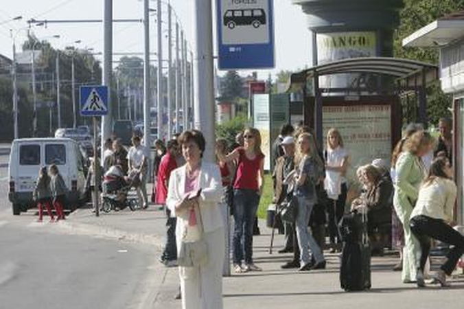 Troleibusais virtę autobusai įnešė sumaišties
