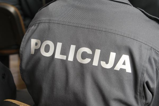 Policija įtaria telefoninius sukčius
