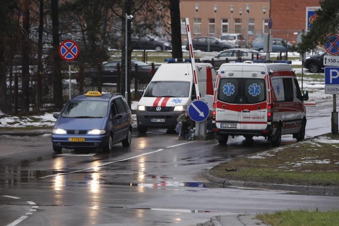 Nauji Lazdynų ligoninės užtvarai sėja sumaištį ir piktina pacientus