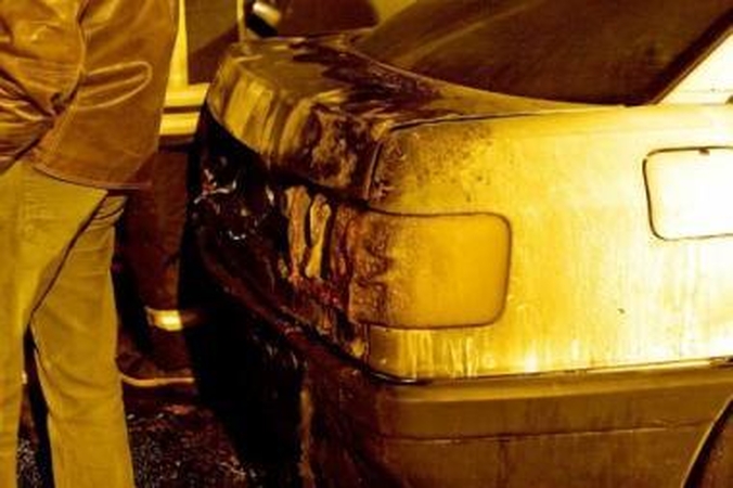 Savaitgalį siautėjo automobilių padegėjai
