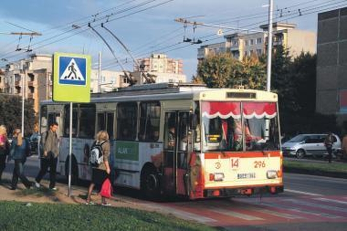 Krepšinio čempionato dalyviai autobusais ir troleibusais važiuos nemokamai